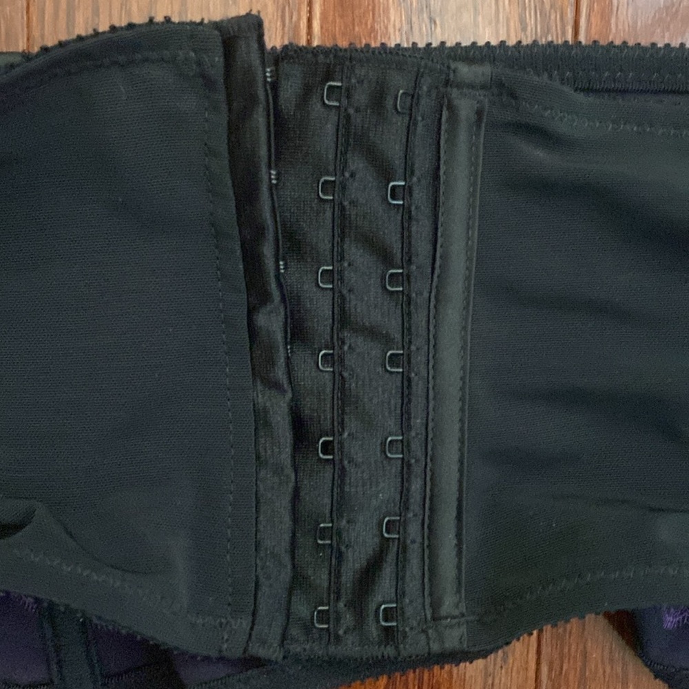 Chantelle Paris Waist Cincher/Garter Belt - Picture 11 of 12